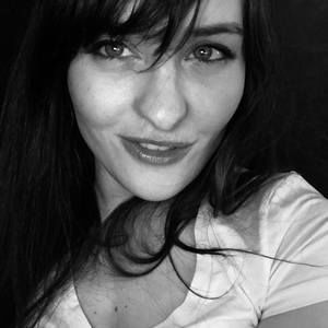 Meet your Posher, Kaia